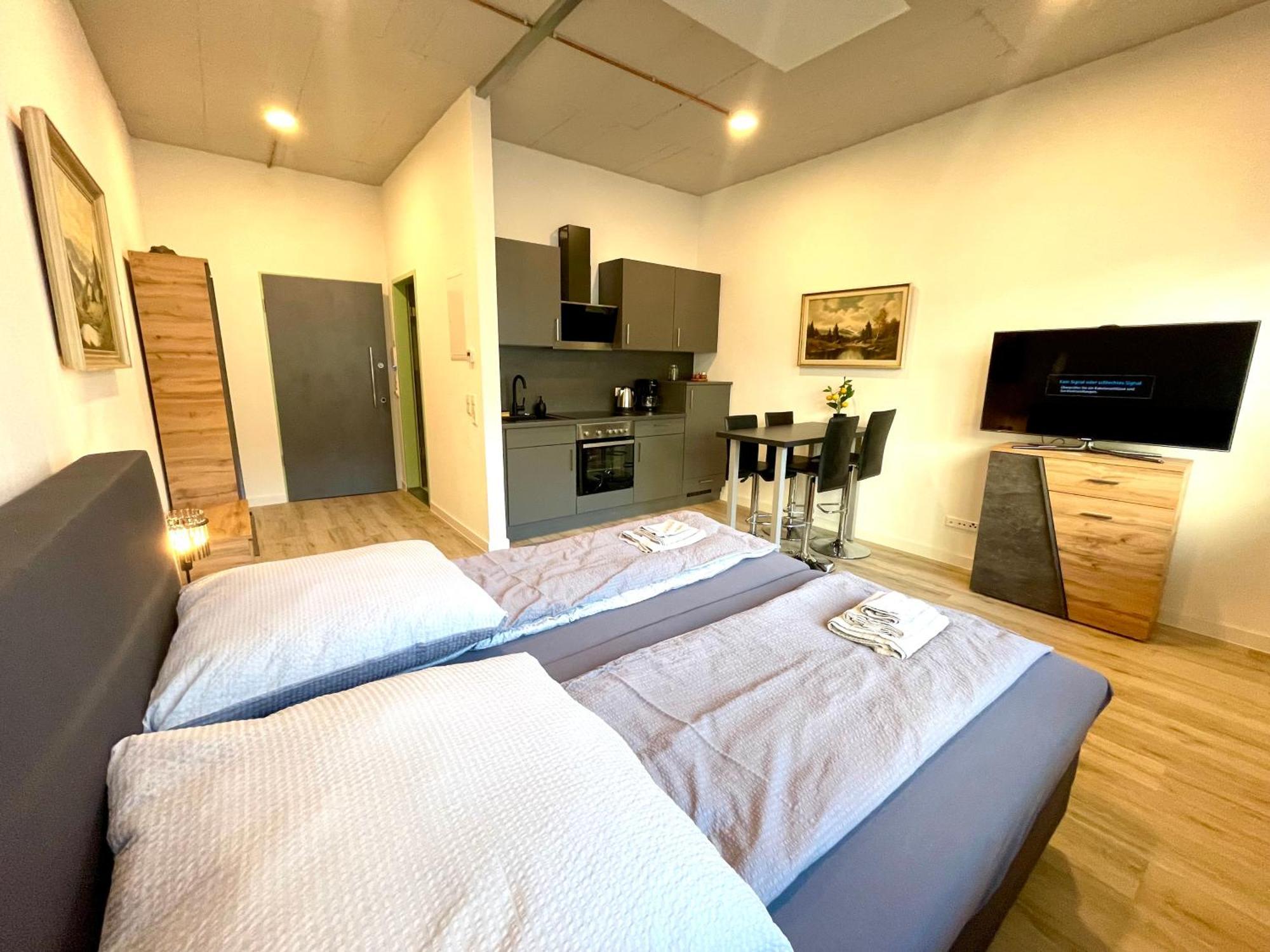 Neu Schwarzwald Zimmer Am Schloessle Goldstadt Πφορτζχάιμ Εξωτερικό φωτογραφία