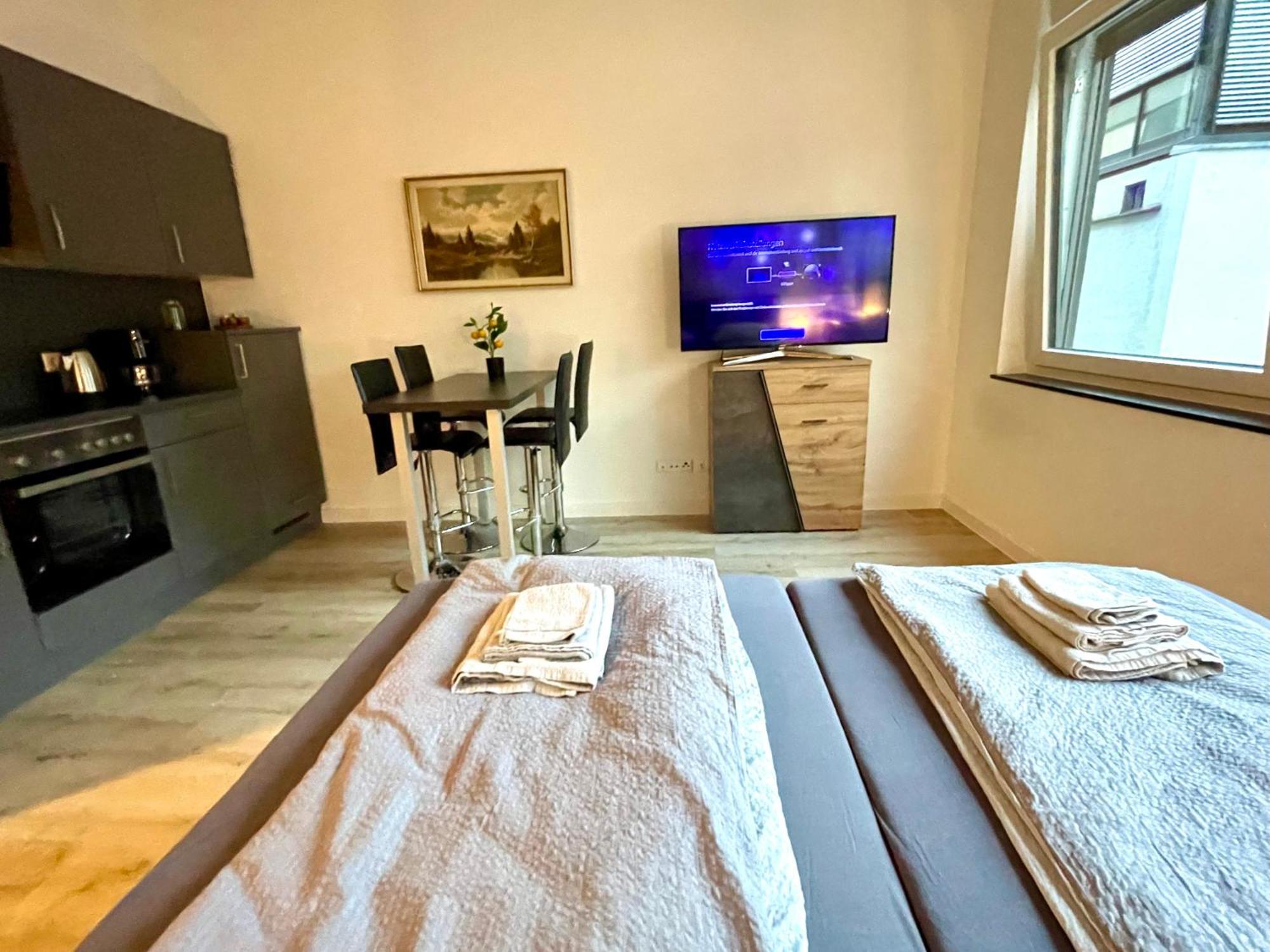 Neu Schwarzwald Zimmer Am Schloessle Goldstadt Πφορτζχάιμ Εξωτερικό φωτογραφία